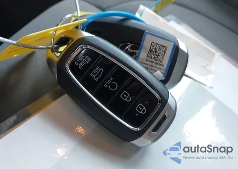 2023 Hyundai Elantra Sel from USA, damaged, VIN 5NPLS4AG6PH107898